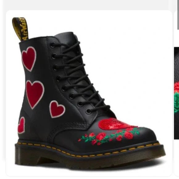 NWT Dr. Martens discontinued Pascal Hearts Sequin Combat Boot size 9 - Picture 3 of 10